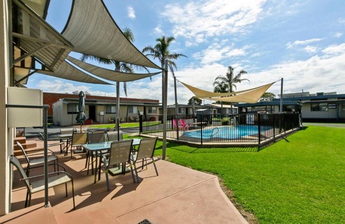 Lakes Entrance House | Unit 6 @ Ocean Bridge