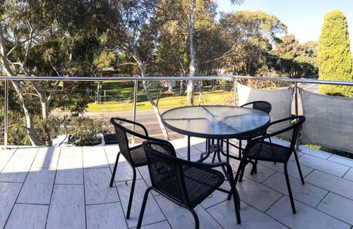 Narooma House | Unit 8 - Boardwalk