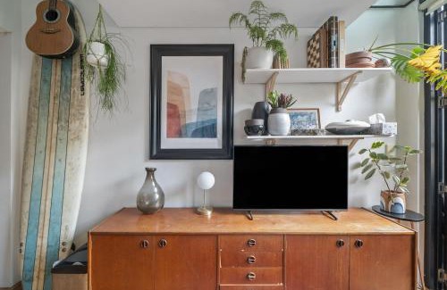 Darlinghurst Apartment | Urban Jungle Loft - A Leafy Alfresco Oasis