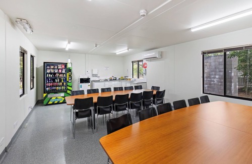 Katherine South Hotel | Victoria Accommodation Village
