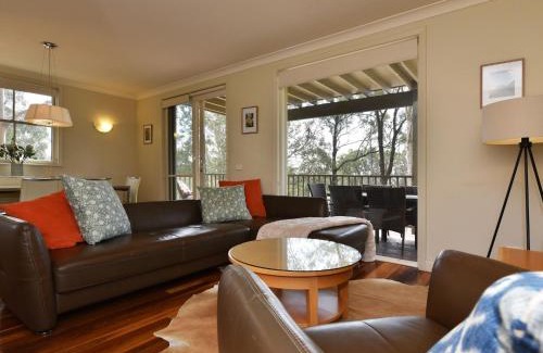 Pokolbin Villa | Villa 2br Sangiovese Villa located within Cypress Lakes Resort