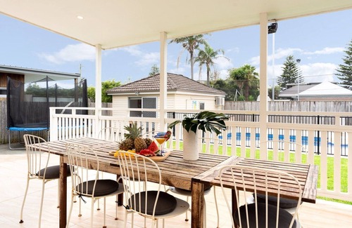 Werri Beach House | Werri Dunes - Set in a prime location just a short walk from the crystal blue waters of Werri Beach