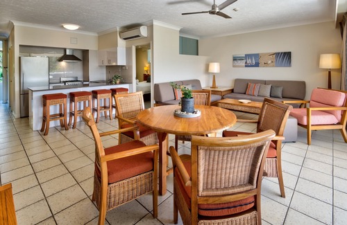 Hamilton Island Apartment | Whitsunday Apartment West 101