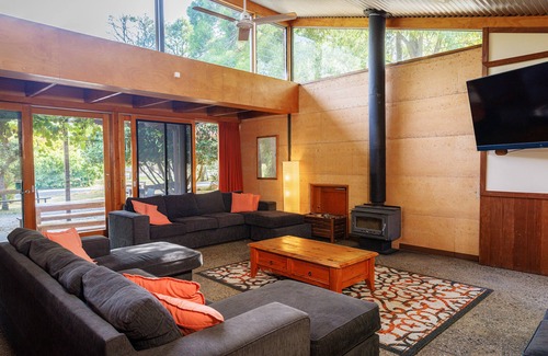 Halls Gap Hostel | YHA Grampians Eco Halls Gap