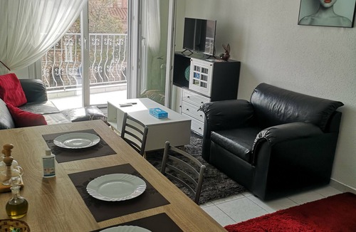 Xanthi Apartment | Διαμέρισμα στη Κεντρική Πλατεία της Ξάνθης