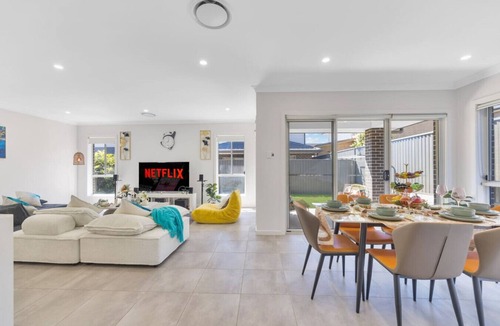 Leppington House | 功夫熊猫大house-Leppington市中心