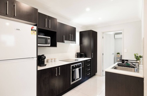 Rocklea Apartment | 1 Bdr Apt! GST Credits! Kitchen! Parking! 331F1