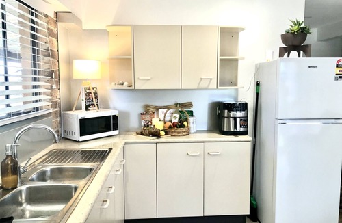 Umina Beach House | 1 minute walk to beautiful Umina Beach. Fall asleep with the sound of the waves