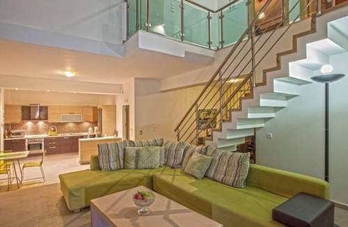 Skouloufia Villa | 10 Guests Luxury Villa with pool & bbq facilities