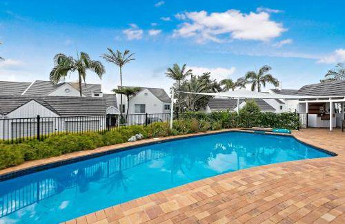 Lennox Head Apartment | 100 m² Apartment ∙ 2 bedrooms ∙ 4 guests