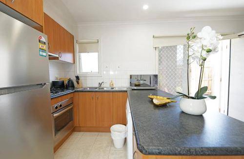Box Hill Apartment | 100 m² Apartment ∙ 1 bedroom ∙ 3 guests