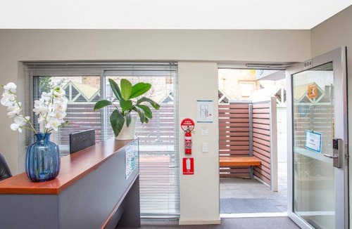 Adelaide Central Business District Apartment | 100 m² Apartment ∙ 2 bedrooms ∙ 10 guests