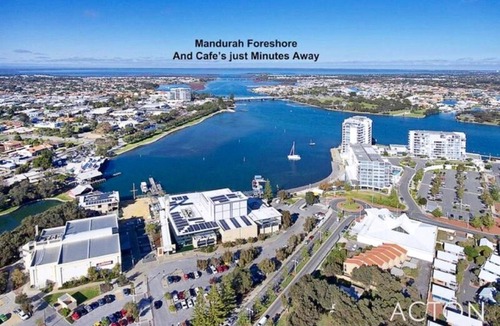 Halls Head Apartment | 100 m² Apartment ∙ 3 bedrooms ∙ 6 guests