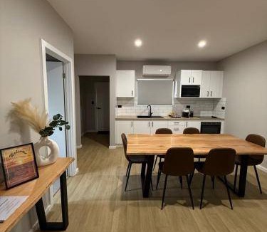 Coober Pedy Bed & Breakfast | 100 m² Bed and breakfast ∙ 2 bedrooms ∙ 6 guests