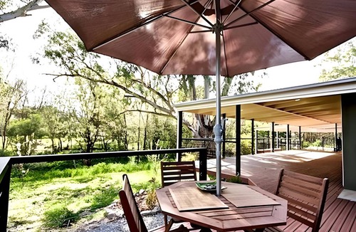Upper Wakefield Bed & Breakfast | 100 m² Bed and breakfast ∙ 2 bedrooms ∙ 4 guests