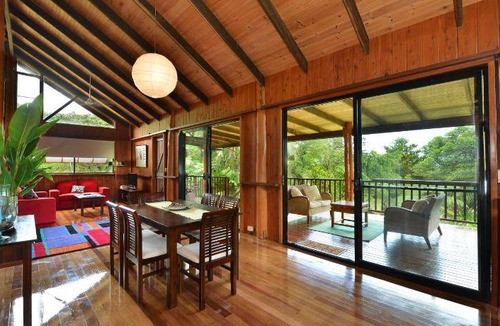 Noah House | 100 m² House ∙ 2 bedrooms ∙ 5 guests