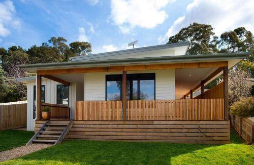 Hepburn House | 100 m² House ∙ 3 bedrooms ∙ 6 guests