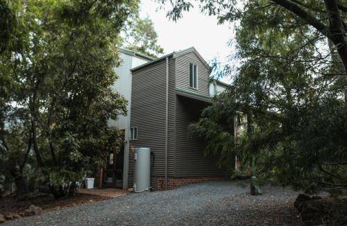 Halls Gap Cabin | 100 m² Lodge ∙ 2 guests