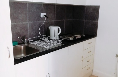 Cammeray Apartment | 100% your own 2 large rooms in Cammeray