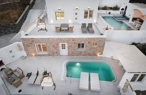 Kamari Villa | 101. Luxury Villa, Private Pool, Aegean Sea View