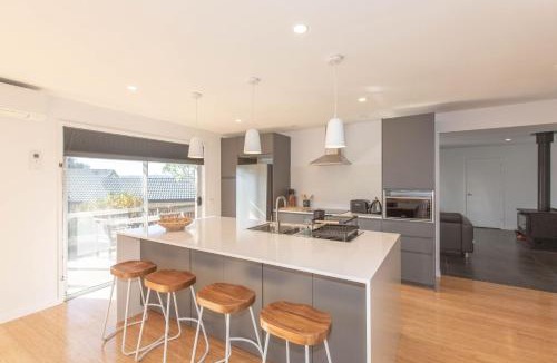 Jindabyne House | 104 Gippsland Street