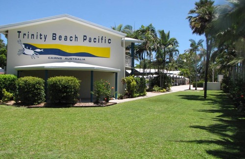 Trinity Beach Apartment | 105 m² Serviced apartment ∙ 3 bedrooms ∙ 8 guests