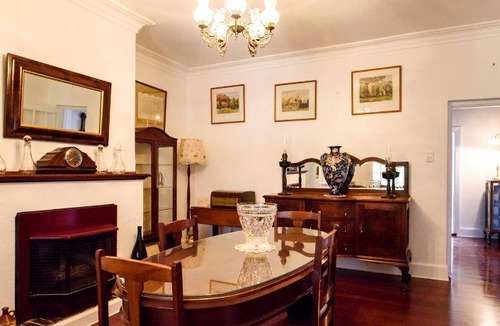 Bovell House | 1050 m² House ∙ 7 bedrooms ∙ 15 guests