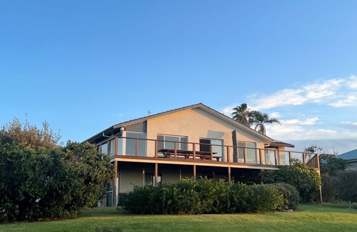 Dalmeny House | 106 Ocean Parade Dalmeny