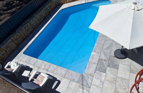 Bateau Bay Hotel | 11 m² Motel ∙ 4 guests