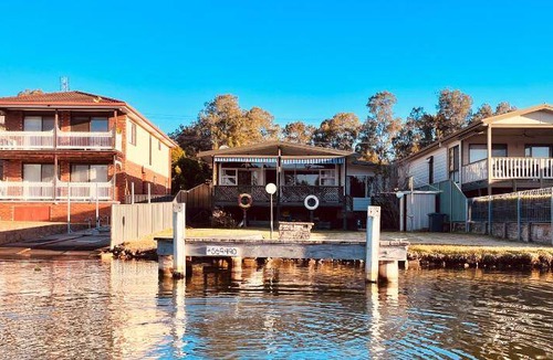 Dora Creek House | 110 m² House ∙ 2 bedrooms ∙ 4 guests