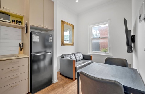 Richmond North Apartment | 113 Hoddle