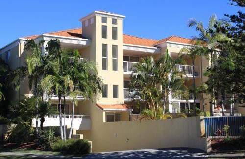 Burleigh Heads Apartment | 115 m² Apartment ∙ 2 bedrooms ∙ 4 guests