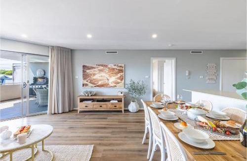 Fingal Bay Apartment | 120 m² Apartment ∙ 4 bedrooms ∙ 9 guests