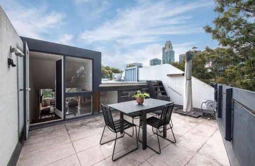 South Melbourne Apartment | 122 m² Apartment ∙ 2 bedrooms ∙ 4 guests