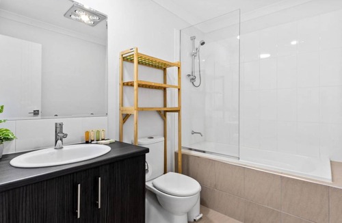 Hectorville House | 122 m² House ∙ 2 bedrooms ∙ 6 guests