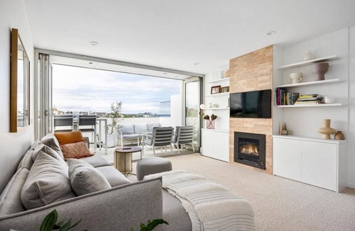 Sandringham House | 1234 m² House ∙ 4 bedrooms ∙ 8 guests