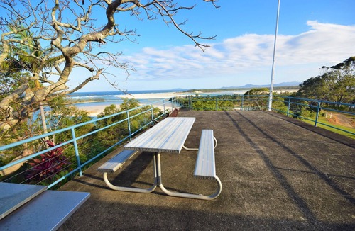 Nambucca Heads House | 13 HIGH ST - Breathtaking views to die for! One of the best locations!