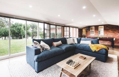 Eurunderee House | 130 m² House ∙ 4 bedrooms ∙ 11 guests
