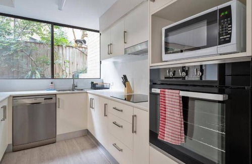 North Sydney Bed & Breakfast | 139 m² Bed and breakfast ∙ 3 bedrooms ∙ 7 guests