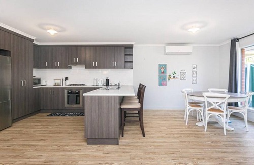 Mount Barker House | 141 m² House ∙ 3 bedrooms ∙ 4 guests