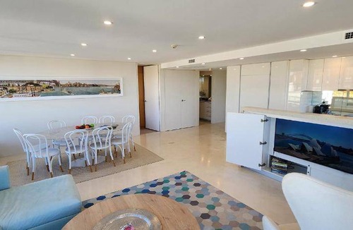 Elizabeth Bay Apartment | 150 m² Apartment ∙ 2 bedrooms ∙ 4 guests
