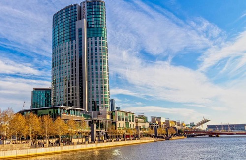 Melbourne Central Business District Apartment | 150 m² Apartment ∙ 3 bedrooms ∙ 9 guests