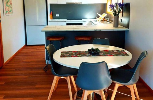 Devonport Apartment | 150 m² Apartment ∙ 2 bedrooms ∙ 4 guests
