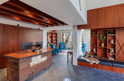 Hotham Heights Hotel | 150 m² Hotel ∙ 2 bedrooms ∙ 127 guests