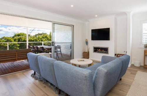 Currarong House | 150 m² House ∙ 3 bedrooms ∙ 7 guests