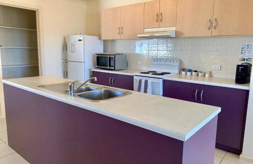 Kingscote House | 150 m² House ∙ 3 bedrooms ∙ 8 guests