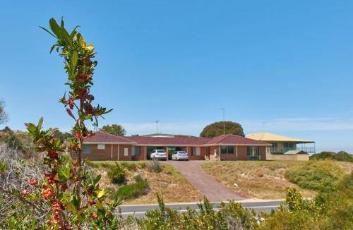 Preston Beach House | 150 m² House ∙ 3 bedrooms ∙ 6 guests