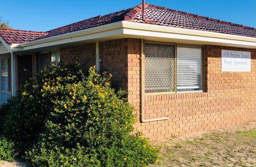 Preston Beach House | 150 m² House ∙ 3 bedrooms ∙ 6 guests
