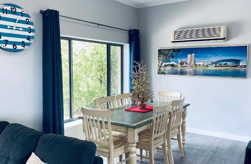 Victor Harbor House | 150 m² House ∙ 3 bedrooms ∙ 10 guests