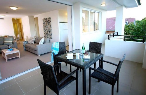 Ascot Apartment | 150 m² Serviced apartment ∙ 3 bedrooms ∙ 127 guests